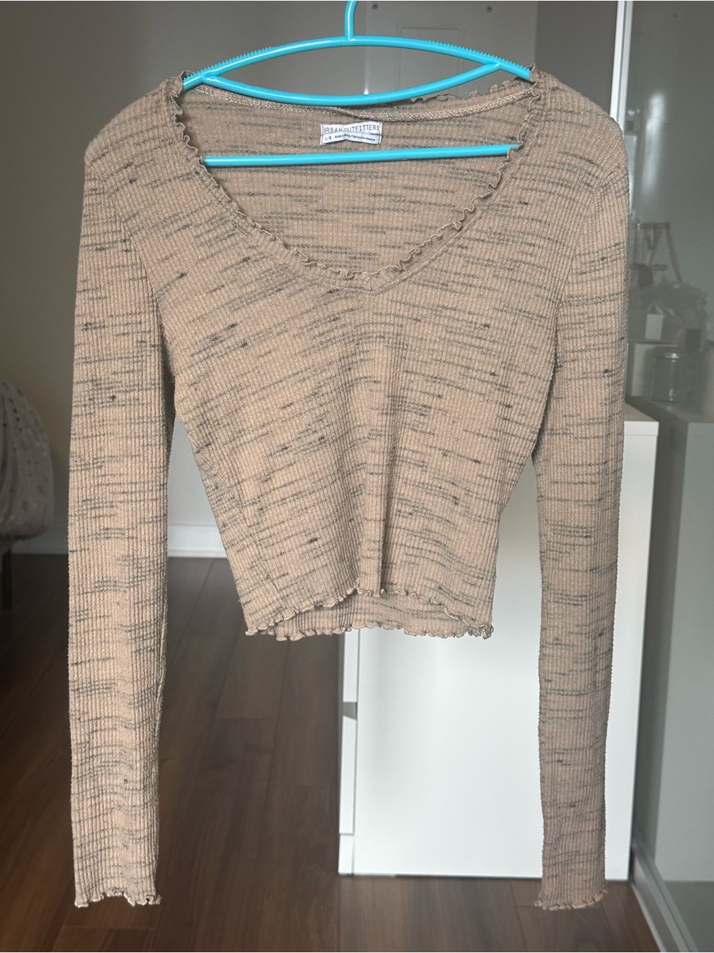 Urban Outfitters Tan Speckled Ribbed V-Neck Ruffled Crop Top